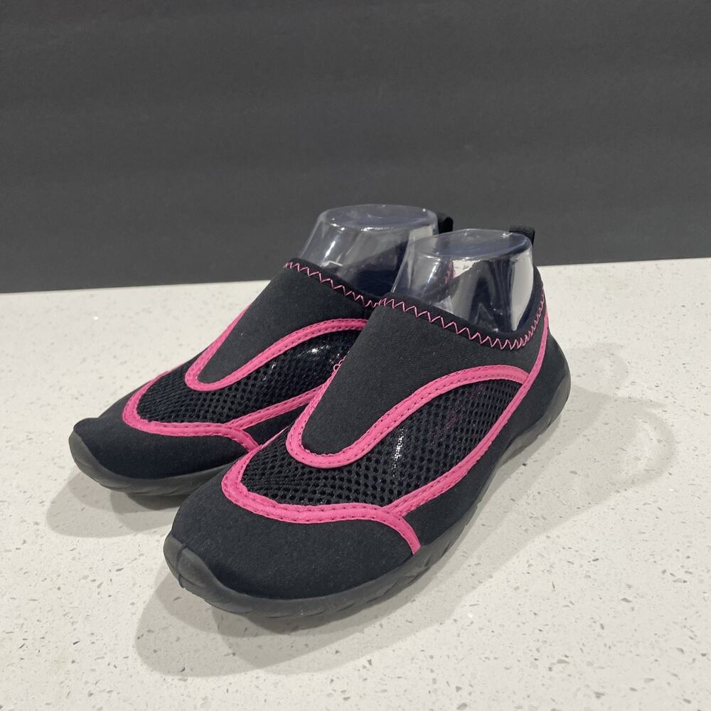 Maui and Sons Water Shoes Women Sz 6 NWOT Pink Black